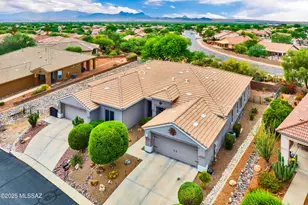 12979 N Desert Flora Ln, Marana, AZ 85658 - Photo 7