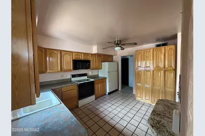 702 W Giaconda Way, Tucson, AZ 85704 - Photo 3