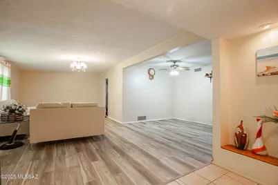 7018 E Calle Betelgeux, Tucson, AZ 85710 - Photo 13