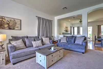 10991 N Double Eagle Court, Oro Valley, AZ 85737 - Photo 3