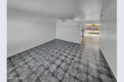 6350 E Calle Orion, Tucson, AZ 85710 - Photo 3