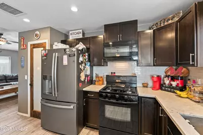 2080 W Brittain Drive, Tucson, AZ 85705 - Photo 7