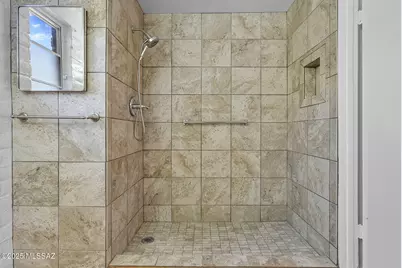 344 S Paseo Pena #B, Green Valley, AZ 85614 - Photo 11