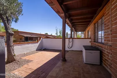 344 S Paseo Pena #B, Green Valley, AZ 85614 - Photo 3