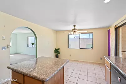 37 E Mediterranean Drive, Tucson, AZ 85704 - Photo 11