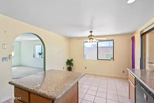 37 E Mediterranean Dr, Tucson, AZ 85704 - Photo 11