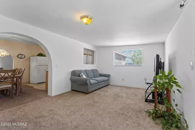 7840 E Dogwood Street, Tucson, AZ 85730 - Photo 11