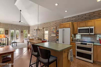 [Address not provided], Tucson, AZ 85745 - Photo 3