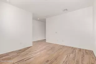 9721 E Copper Glance Trl, Tucson, AZ 85747 - Photo 17