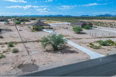 17165 W Sharps Rd, Marana, AZ 85653 - Photo 47