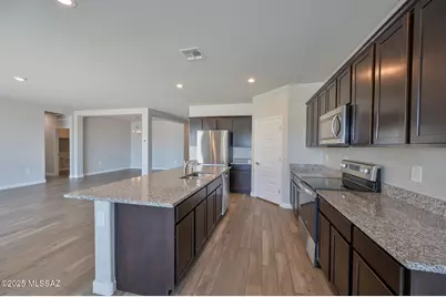 17165 W Sharps Rd, Marana, AZ 85653 - Photo 37