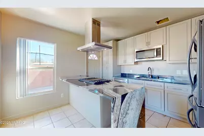 4144 E Desert Place, Tucson, AZ 85712 - Photo 9