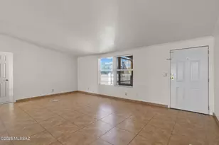 4410 W Elvado Rd, Tucson, AZ 85746 - Photo 15