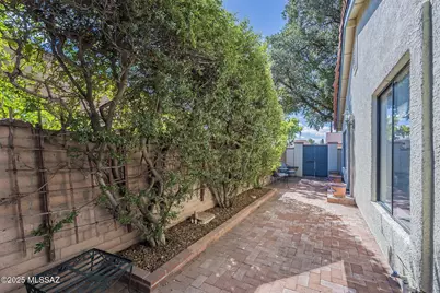 1006 N Paseo Iris, Green Valley, AZ 85614 - Photo 49