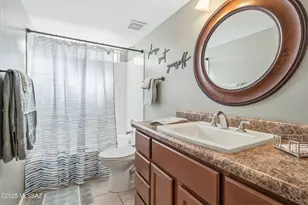 10211 N Fox Hunt Ln, Tucson, AZ 85737 - Photo 33