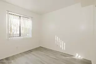 354 W Delano St, Tucson, AZ 85705 - Photo 9