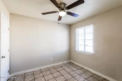 302 W Flores Street #11, Tucson, AZ 85705 - Photo 7