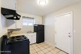 302 W Flores St, Tucson, AZ 85705 - Photo 1