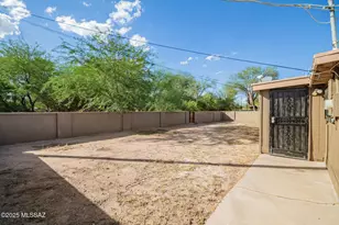 1942 S Avenida Planeta, Tucson, AZ 85710 - Photo 7
