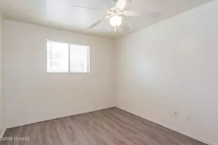 455 W Kelso St, Tucson, AZ 85705 - Photo 13