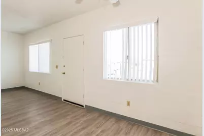 1518 E Hedrick Drive #T, Tucson, AZ 85719 - Photo 5