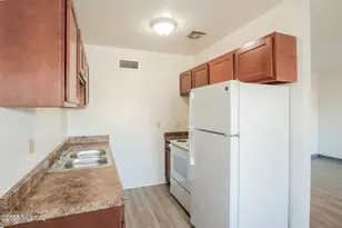 1518 E Hedrick Dr, Tucson, AZ 85719 - Photo 7