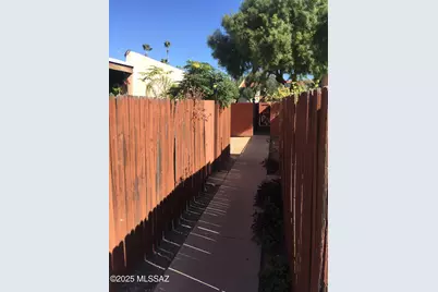 2625 N Alvernon Way #C4, Tucson, AZ 85716 - Photo 3