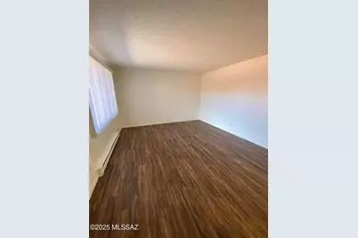 2625 N Alvernon Way #E1, Tucson, AZ 85716 - Photo 9
