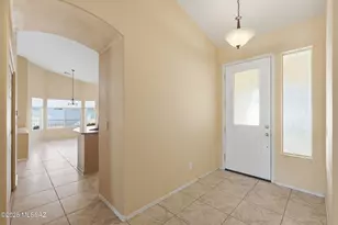 2646 E Barclay Ct, Green Valley, AZ 85614 - Photo 9