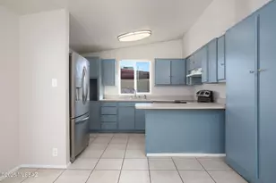 7328 E 20th St, Tucson, AZ 85710 - Photo 5