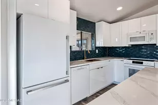 2305 W Ruthrauff Rd, Tucson, AZ 85705 - Photo 5