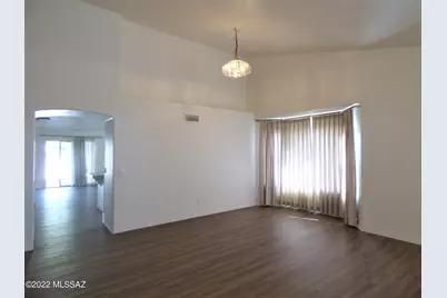 8270 N Westcliff Drive, Tucson, AZ 85743 - Photo 3
