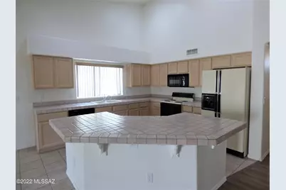 8270 N Westcliff Drive, Tucson, AZ 85743 - Photo 5