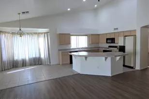 8270 N Westcliff Dr, Tucson, AZ 85743 - Photo 7