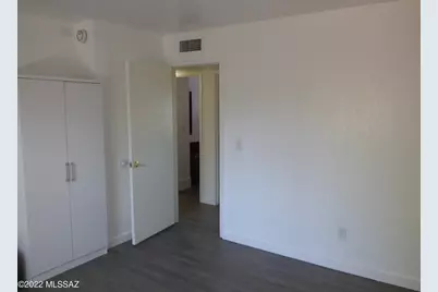 7659 E Queen Palm Circle, Tucson, AZ 85730 - Photo 11