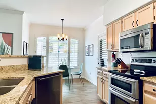 7050 E Sunrise Dr, Tucson, AZ 85750 - Photo 7