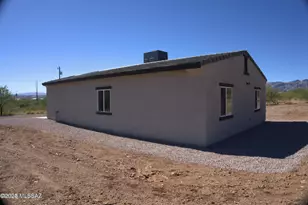 1866 Circulo Girasol, Rio Rico, AZ 85648 - Photo 5