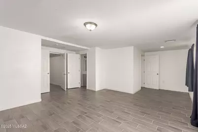 414 E Michigan Drive, Tucson, AZ 85714 - Photo 11
