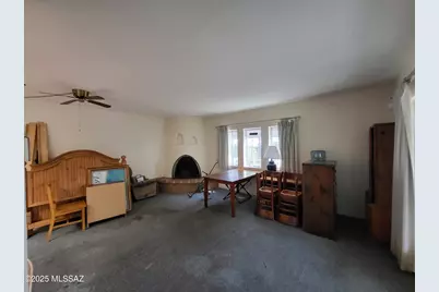 237 N Calle Del Diablo, Green Valley, AZ 85614 - Photo 5