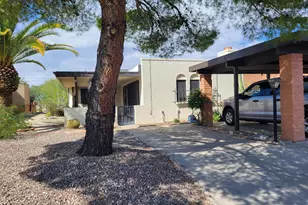 237 N Calle Del Diablo, Green Valley, AZ 85614 - Photo 1