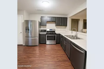 6262 S Sarah Elizabeth Drive, Tucson, AZ 85746 - Photo 7