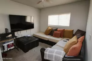 6262 S Sarah Elizabeth Dr, Tucson, AZ 85746 - Photo 11