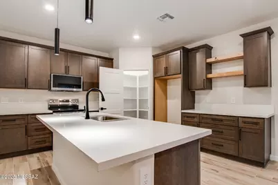 3272 W Athenee Court, Tucson, AZ 85746 - Photo 3