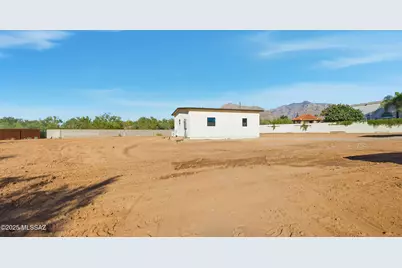 950 W Ina Road, Tucson, AZ 85704 - Photo 35