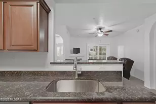 2550 E River Rd, Tucson, AZ 85718 - Photo 23