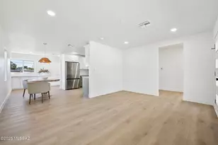 218 N Westmoreland Ave, Tucson, AZ 85745 - Photo 15