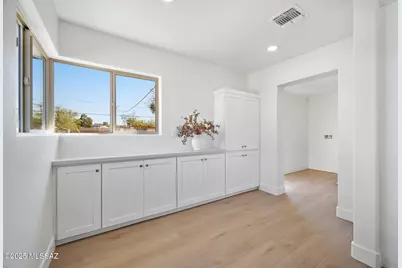 218 N Westmoreland Avenue, Tucson, AZ 85745 - Photo 19