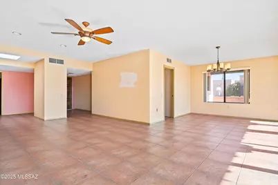 3363 S Calle Del Albano, Green Valley, AZ 85622 - Photo 11