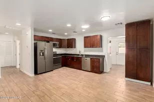 5001 E 4th St, Tucson, AZ 85711 - Photo 15