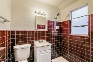 302 W Flores St, Tucson, AZ 85705 - Photo 9